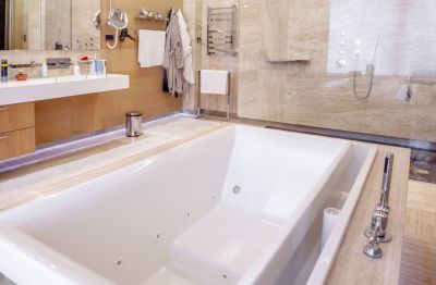 Luxury Bathtub with Fixtures
